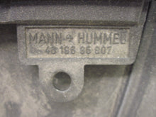 Load image into Gallery viewer, AIR CLEANER BOX Gl450 ML320 ML350 ML500 ML63 R320 R350 R500 R63 06-07 - 813811
