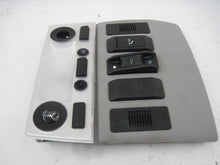 Load image into Gallery viewer, Console BMW 545i 2005 05 - 814855
