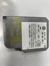 Load image into Gallery viewer, AIR BAG COMPUTER Beetle 2000 00 2001 01 - NW38630
