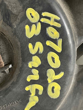 Load image into Gallery viewer, RADIATOR FAN ASSEMBLY HYUNDAI SANATA FE 01 02 03 - 06 - NW63920
