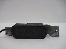 Load image into Gallery viewer, HEADLIGHT WIPER MOTOR Volvo XC70 2001 01 - 820242
