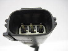 Load image into Gallery viewer, HEADLIGHT WIPER MOTOR Volvo XC70 2001 01 - 820242
