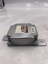 Load image into Gallery viewer, TRANSFER CASE CONTROL MODULE COMPUTER Infiniti G35 07 08 - NW31280
