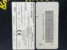Load image into Gallery viewer, CD CHANGER BMW 740i 750i 1999 99 00 01 - NW136641
