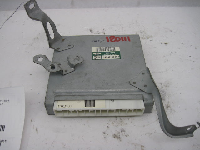ABS COMPUTER TOYOTA PRIUS 2001 2002 2003 - 821822