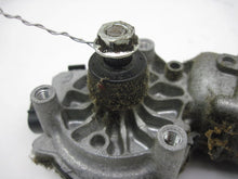 Load image into Gallery viewer, WINDSHIELD WIPER MOTOR Lexus ES350 07 08 09 10 11 12 - 822491

