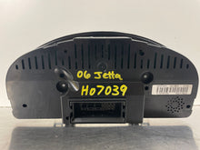 Load image into Gallery viewer, SPEEDOMETER CLUSTER Volkswagen Jetta 2006 06 - NW162165
