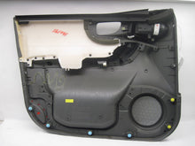 Load image into Gallery viewer, FRONT INTERIOR DOOR TRIM PANEL Hyundai Santa Fe 2003 03 - 823158

