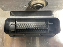 Load image into Gallery viewer, ABS PUMP Volvo V70 S70 V40 05 06 07 - NW2843
