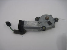 Load image into Gallery viewer, SUNROOF MOTOR Volvo S60 2004 04 - 826167

