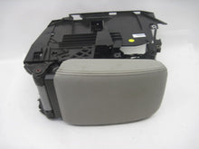 Load image into Gallery viewer, CONSOLE LID Volkswagen EOS 2007 07 - 827370
