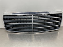 Load image into Gallery viewer, GRILL 300D 300E 400SE 400SEL 1992 92 1993 93 1994 94 - NW98571
