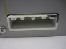 Load image into Gallery viewer, ENTERTAINMENT DVD PLAYER Infiniti FX35 FX37 FX50 M35 M45 2006-2013 - 830545
