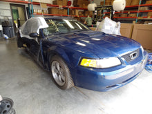 Load image into Gallery viewer, FOG LIGHT Ford Mustang 1999 99 2000 00 2001 01 02 03 04 Right - NW81721
