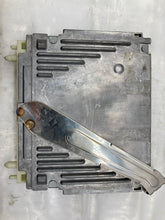 Load image into Gallery viewer, TRANSMISSION COMPUTER Volvo V70 1998 98 - NW39256
