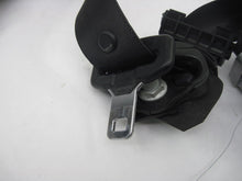 Load image into Gallery viewer, FRONT PASSENGER SEAT BELT &amp; RETRACTOR ONLY Gl450 ML320 ML350 06-07 - 833930
