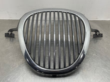 Load image into Gallery viewer, GRILL Jaguar S Type 2000 00 2001 01 2002 02 2003 03 - NW98404
