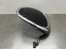Load image into Gallery viewer, GRILL Jaguar S Type 2000 00 2001 01 2002 02 2003 03 - NW98404
