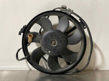 Load image into Gallery viewer, RADIATOR FAN ASSEMBLY Passat 2001 01 02 03 04 05 - NW63637
