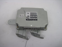 Load image into Gallery viewer, ABS CONTROL MODULE COMPUTER Toyota Previa Van Wagon 91 92 93 - 836596
