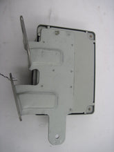 Load image into Gallery viewer, ABS CONTROL MODULE COMPUTER Toyota Previa Van Wagon 91 92 93 - 836596
