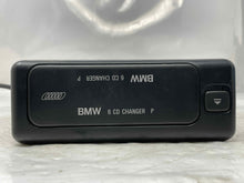 Load image into Gallery viewer, CD CHANGER BMW 740i 750i 1993 93 1994 94 95 96 97 98 - NW136667
