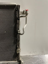 Load image into Gallery viewer, AC CONDENSOR 318i 323i 325i 328i  93 94 95 96 97 98 99 - NW43617
