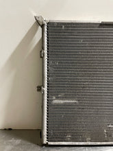Load image into Gallery viewer, AC CONDENSOR 318i 323i 325i 328i  93 94 95 96 97 98 99 - NW43617
