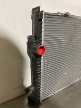 Load image into Gallery viewer, RADIATOR BMW 540I 850I 91 92 93 94 95 96 97 - NW132023
