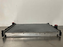 Load image into Gallery viewer, RADIATOR BMW 540I 850I 91 92 93 94 95 96 97 - NW132023
