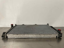 Load image into Gallery viewer, RADIATOR BMW 540I 850I 91 92 93 94 95 96 97 - NW132023
