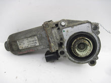 Load image into Gallery viewer, TRANSFER CASE ACTUATOR MOTOR LR3 LR4 Range Rover Range Rover Sport 05-15 - 843779
