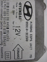 Load image into Gallery viewer, AIR BAG CONTROL MODULE COMPUTER Kia Magentis Optima 2001-2006 - 843886
