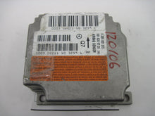 Load image into Gallery viewer, Air Bag computer C230 C240 C320 CLK320 2001 01 2002 02 2003 03 04 05 - 843889

