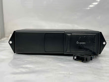 Load image into Gallery viewer, CD Changer Beetle Jetta Golf 96 97 98 99 00 01 02 03 04 - NW140142
