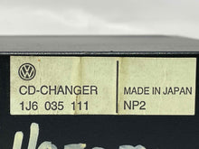 Load image into Gallery viewer, CD Changer Beetle Jetta Golf 96 97 98 99 00 01 02 03 04 - NW140142
