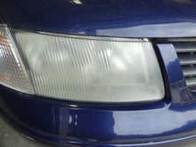 Load image into Gallery viewer, HEADLIGHT LAMP ASSEMBLY Volkswagen Passat 98 99 00 01 Right - NW103707
