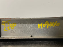 Load image into Gallery viewer, RADIATOR Mercedes C280 C250D 1994 94 1995 95 96 97 - NW132360
