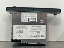 Load image into Gallery viewer, Radio BMW X3 2004 04 2005 05 AM FM CD - NW492573
