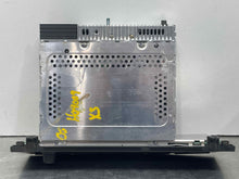 Load image into Gallery viewer, Radio BMW X3 2004 04 2005 05 AM FM CD - NW492573
