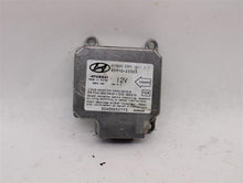 Load image into Gallery viewer, AIR BAG COMPUTER HYUNDAI ACCENT 1998 99 - 8487
