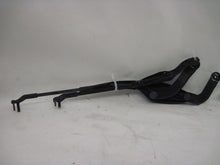 Load image into Gallery viewer, WIPER ARMS PAIR Mercedes E500 2003 03 - 851164
