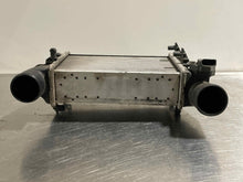 Load image into Gallery viewer, INTERCOOLER Audi A4 Passat 1999 99 2000 00 2001 01 02 - NW106401
