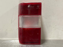 Load image into Gallery viewer, TRUNK LID MOUNTED TAIL LIGHT LAMP Volvo 850 1993 93 1994 94 Right - NW182478

