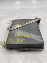 Load image into Gallery viewer, ECU ECM COMPUTER Volvo 850 1996 96 1997 97 - NW62954
