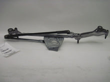 Load image into Gallery viewer, WINDSHIELD WIPER MOTOR R320 R350 R500 R63 2006-2013 - 853939
