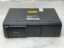 Load image into Gallery viewer, CD Changer Audi TT 2000 00 2001 01 02 03 04 05 06 - NW136205
