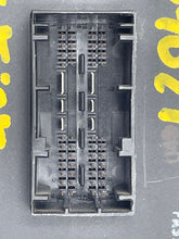 Load image into Gallery viewer, SUSPENSION CONTROL MODULE COMPUTER 745i 745li 750i 750il B7 04-07 - NW30197
