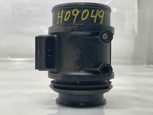 Load image into Gallery viewer, Mass Air Flow Sensor Meter MAF C70 S70 V70 XC70 99 00 01 - NW5752
