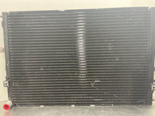 Load image into Gallery viewer, Intercooler Jaguar XJ8 2004 - NW106281
